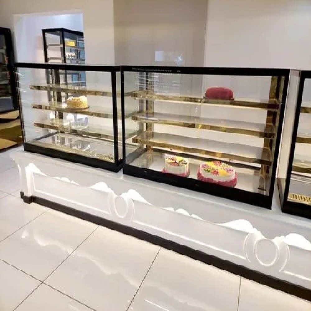 Cake Display Counter 3
